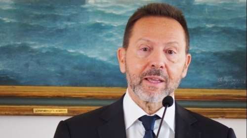 Αισιόδοξος ο Στουρνάρας: Στο 6% η ανάπτυξη φέτος στην Ελλάδα