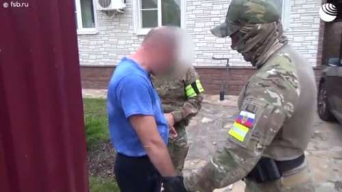 Μόσχα: Fake news ή αλήθεια; Η στιγμή που η FSB συλλαμβάνει ρώσο υπάλληλο για κατασκοπία υπέρ της Ουκρανίας [Βίντεο]