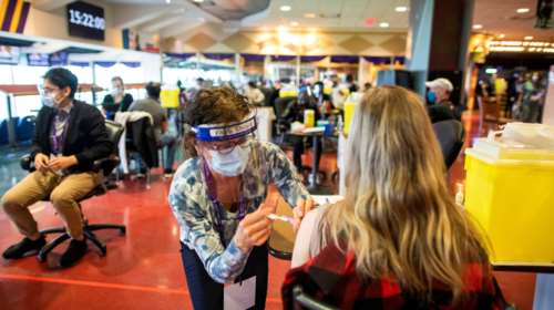 ECDC: Περιορισμένα οφέλη από τον εμβολιασμό εφήβων - Οι συστάσεις του