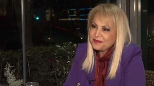 Τέτα Καμπουρέλη: Εχω βιώσει προδοσία - Υπήρξε έλλειψη σεβασμού στο γάμο μου