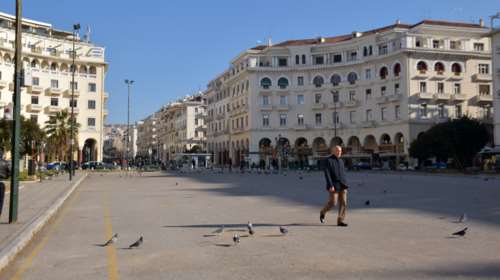 Πρόεδρος ΕΕΘ: Ξενοδοχεία και τουριστικά λεωφορεία της Θεσσαλονίκης πωλούνται &quot;κοψοχρονιά&quot;