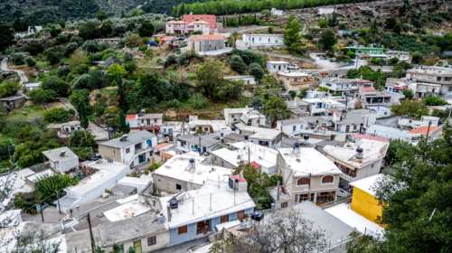 Βορίζια:  Μία σύλληψη και μία προσαγωγή για το μακελειό  - Ευρήματα σε δύο σπίτια  - Το χωριό έχει χωριστεί σε τρεις περιοχές