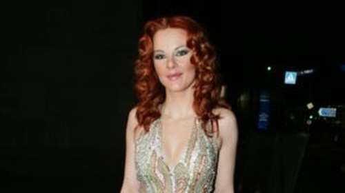 Ναταλία Λιονάκη: Ήρθε κρυφά στην Ελλάδα αλλά απέφυγε... τους πάντες - "Δεν ήρθε ούτε στην κηδεία του πατέρα της"