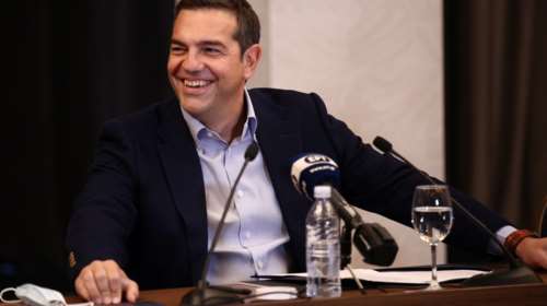 Ο Αλέξης Τσίπρας αποχαιρετά την Ανγκελα Μέρκελ- Το κρυφό δείπνο σε ψαροταβέρνα στον Πειραιά