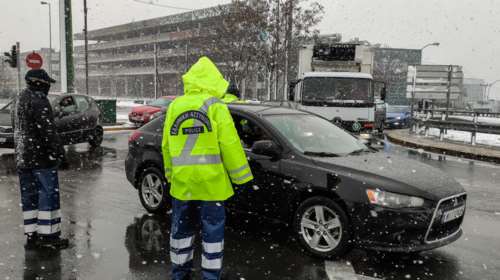 Προσοχή: Αντιολισθητικές αλυσίδες μέχρι και στην Κηφισίας συνιστά η ΕΛ.ΑΣ.