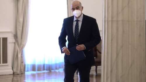 Διπλωματικός μαραθώνιος Δένδια - &quot;Μην κρύψουμε τις ελληνοτουρκικές διαφορές κάτω από το χαλί&quot;