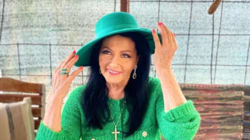 Βόλτα στην Αθήνα για την Ζωζώ Σαπουντζάκη - Ενθουσίασε τους followers της στο Instagram [εικόνες]