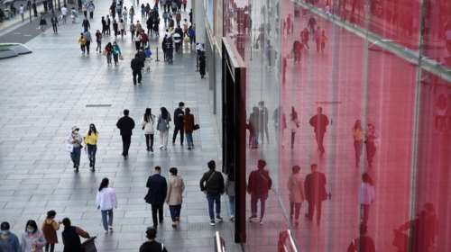 Πάνω από χίλιες πτήσεις ακυρώθηκαν στα αεροδρόμια του Πεκίνου - Αύξηση των κρουσμάτων