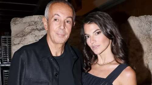 Γιάννης και Δήμητρα Κούστα: Αγκαλιασμένοι σε βραδινή έξοδο - Με λαμπερή δημιουργία η σύζυγος του εφοπλιστή