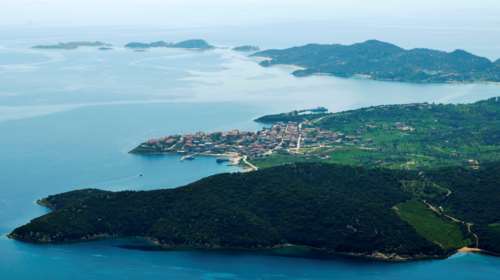 Αμμουλιανή: Το νησάκι της Χαλκιδικής που &quot;ξέχασε&quot; ο κορονοϊός - Εμβολιάζονται οι κάτοικοι