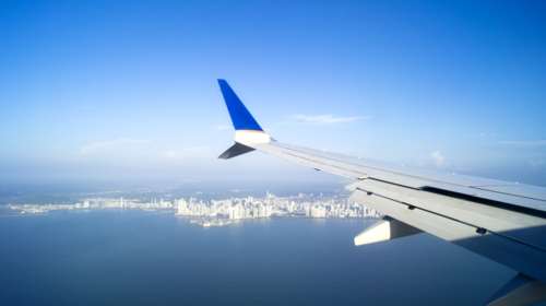 Θρίλερ στον αέρα: Αεροπειρατεία σε πτήση εσωτερικού στο Μπελίζ – Επιβάτης πυροβόλησε και σκότωσε τον δράστη
