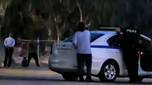 Πάτρα: Αίσιο τέλος στο περιστατικό με οπλισμένο άνδρα - Αφοπλίστηκε και οδηγήθηκε στην αστυνομική διεύθυνση