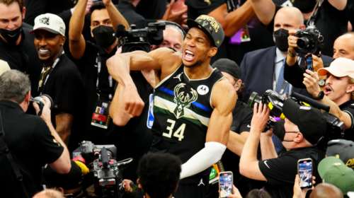 FIBA για Γιάννη Αντετοκούνμπο: Θα είναι σημαιοφόρος της Ελλάδας στους επόμενους Ολυμπιακούς Αγώνες;