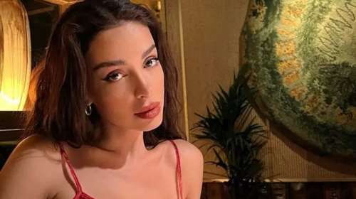 Ελένη Φουρέιρα: Ποζάρει φορώντας crop top μετά τις φήμες περί εγκυμοσύνης