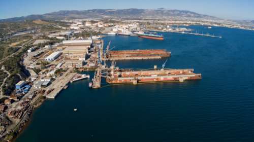 Ελευσίνα: Θανάσιμος τραυματισμός 28χρονου αξιωματικού- Εσκασε στα χέρια του ο πυροσβεστήρας