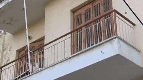 Θάνατος 16χρονης από ναρκωτικά: Οταν είπα στο γιο μου ότι η κοπέλα πέθανε, ξέσπασε σε κλάματα, λέει μητέρα κατηγορούμενου