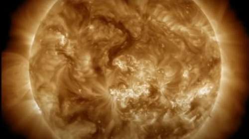 Νέες ηλιακές καταιγίδες θα χτυπήσουν τη Γη τις επόμενες ώρες: Πιθανές οι γεωμαγνητικές θύελλες- Ποιοι θα δουν το βόρειο σέλας