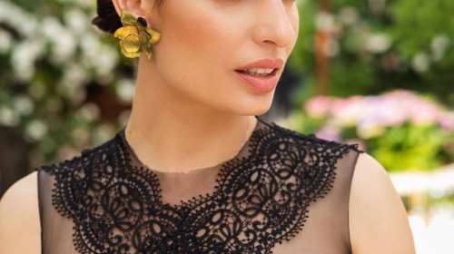 Η Τόνια Σωτηροπούλου έγινε νονά: Οι φωτογραφίες που δημοσίευσε από το μυστήριο στην Ύδρα