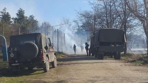 Η Τουρκία προκαλεί στον Έβρο με πυροβολισμούς και φωτοβολίδες προς την ελληνική πλευρά