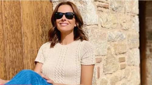 H Τζίνα Αλιμόνου ποζάρει με μπικίνι και αποκαλύπτει το μυστικό της για νεανικό σώμα