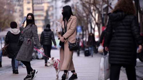 Λίγες νεφώσεις και βροχές σε ολόκληρη τη χώρα - Βοριάδες θα πνέουν στο Αιγαίο