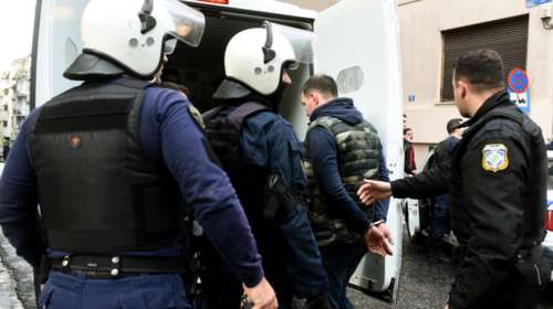 Χειροπέδες σε διακινητές ναρκωτικών σε Αργολίδα, Κόρινθο, Λακωνία