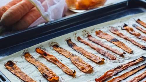 Πώς θα φτιάξεις vegan μπέικον: Έχει φανταστική γεύση και είναι πραγματικά υγιεινό