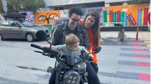 Μαίρη Συνατσάκη: Σπάνια κοινή φωτογραφία με τον Ιαν Στρατή και την κόρη τους, Ολίβια