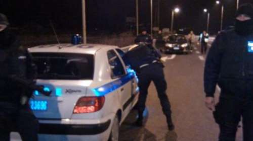 Καταδίωξη στην Εθνική Οδό: Ετρεχε με 180 χλμ κρατώντας ένα παιδί στην αγκαλιά- Οταν συνελήφθη βρέθηκε θετικός στον κορονοϊό...