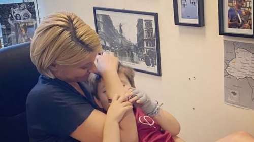 Σία Κοσιώνη: Το χειρόγραφο σημείωμα του γιου της που τη συγκίνησε