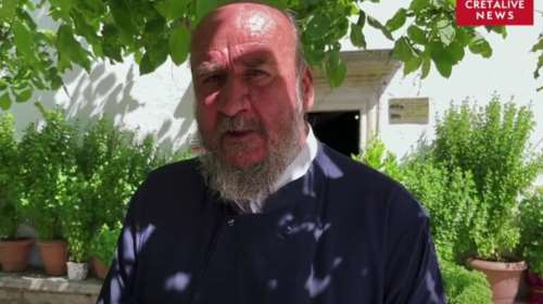 Εμβολιαστικό κέντρο γίνεται εκκλησία στην Κρήτη - π. Ανδρέας:  &quot;Το μόνο όπλο κατά του κορονοϊού είναι το εμβόλιο&quot;