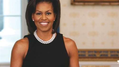 Η Μισέλ Ομπάμα &quot;ισοπεδώνει&quot; τον Τραμπ: &quot;Ρατσιστής&quot; που διασπείρει &quot;τον φόβο και τη σύγχυση&quot;