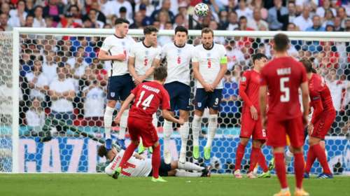 Στην αντεπίθεση οι Άγγλοι μετά την κατακραυγή για το πέναλτι: Γιατί λένε ότι το γκολ της Δανίας δεν έπρεπε να μετρήσει