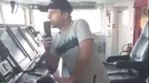 Ρωσικό πλοίο ξέμεινε από καύσιμα: &quot;Αντε γ@@@ου, χρησιμοποιείστε κουπιά!&quot; απάντησε Γεωργιανός καπετάνιος [Βίντεο]