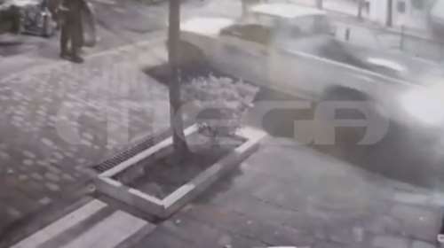 Αίγιο: Απίστευτες εικόνες από κλοπή σε κοσμηματοπωλείο – Χτύπησαν με αγροτικό τη βιτρίνα έξι φορές