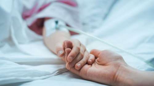 Ηράκλειο: Διασωληνωμένος σε κρίσιμη κατάσταση ο 12χρονος που σώθηκε από πνιγμό