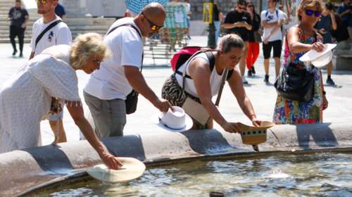 Καύσωνας: Διυπουργική συντονιστική σύσκεψη - Σε επιφυλακή και αυξημένη ετοιμότητα για τις υψηλές θερμοκρασίες