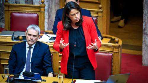 Φονική ατάκα Κεραμέως στη Βουλή: Πώς είπατε; Αντεργατική πολιτική;