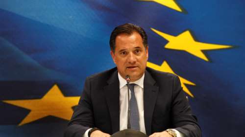 Αδωνις Γεωργιάδης: Και οι ελεύθεροι επαγγελματίες θα πάρουν τα 800 ευρώ- Θα πληρώνουν μόνο τους τόκους των δανείων