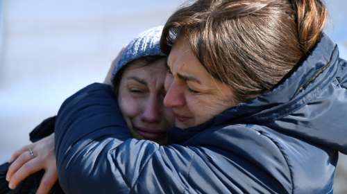 Ουκρανία: Ανατριχιαστικές καταγγελίες για βιασμούς γυναικών από Ρώσους στρατιώτες - &quot;Με σημάδευαν με ένα όπλο στο κεφάλι&quot;