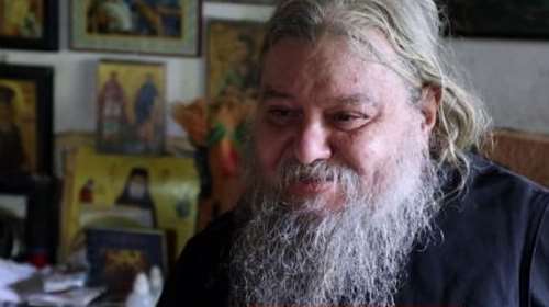 Ο &quot;Μπάμπης ο Φλου&quot; του Παύλου Σιδηρόπουλου σήμερα είναι ο μοναχός Προκόπιος στο Άγιον Όρος