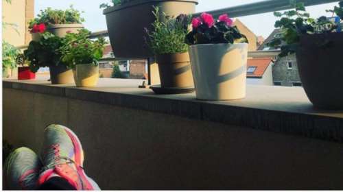 Bild: Δημοσίευμα κόλαφος για την επίτροπο Κυριακίδου και τα εμβόλια - &quot;Αραχτή στο μπαλκόνι&quot;, είναι ανίκανη