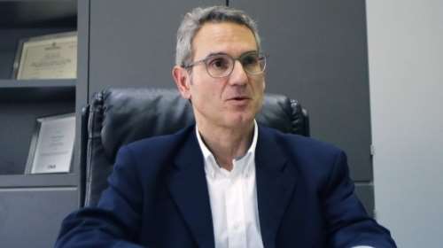 Παρασκευής: Από εμάς θα εξαρτηθεί αν θα κλειστούμε εκ νέου μέσα το Φθινόπωρο - Μοναδική λύση ο εμβολιασμός