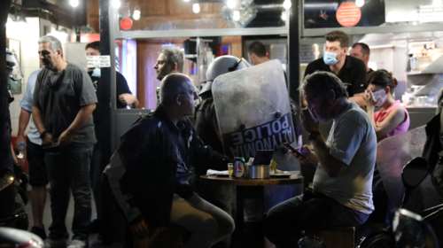 Πορεία αλληλεγγύης στις καταλήψεις στο Παγκράτι [Εικόνες]