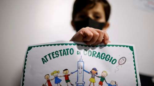 Ιταλία: 600 λυκειάρχες ζητούν από τον Ντράγκι να κρατήσει τα σχολεία κλειστά