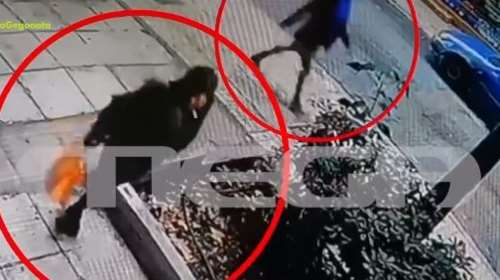 Νέο βίντεο με τον &quot;δράκο&quot; των Εξαρχείων - Η στιγμή της επίθεσης σε 29χρονη που προσπαθεί να  βιάσει