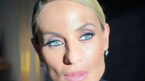 Το αληθινό πρόσωπο της Ελεονώρας Μελέτη: Ποζάρει χαρούμενη και όμορφη, δίχως ίχνος μακιγιάζ