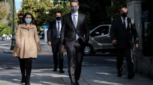 Ξαφνικά φουντώνουν πάλι τα σενάρια για ανασχηματισμό- Με την έναρξη της νέας χρονιάς