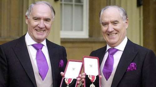 &quot;Σφάζονται&quot; οι δισεκατομμυριούχοι δίδυμοι αδελφοί, ιδιοκτήτες του πολυτελούς Ritz