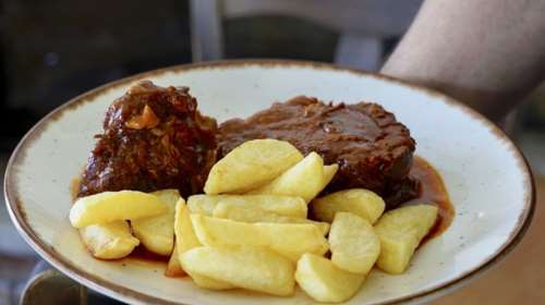 Στην Απείρανθο για την ταβέρνα του Αμοργινού